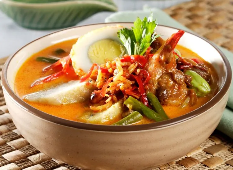 Lontong sayur